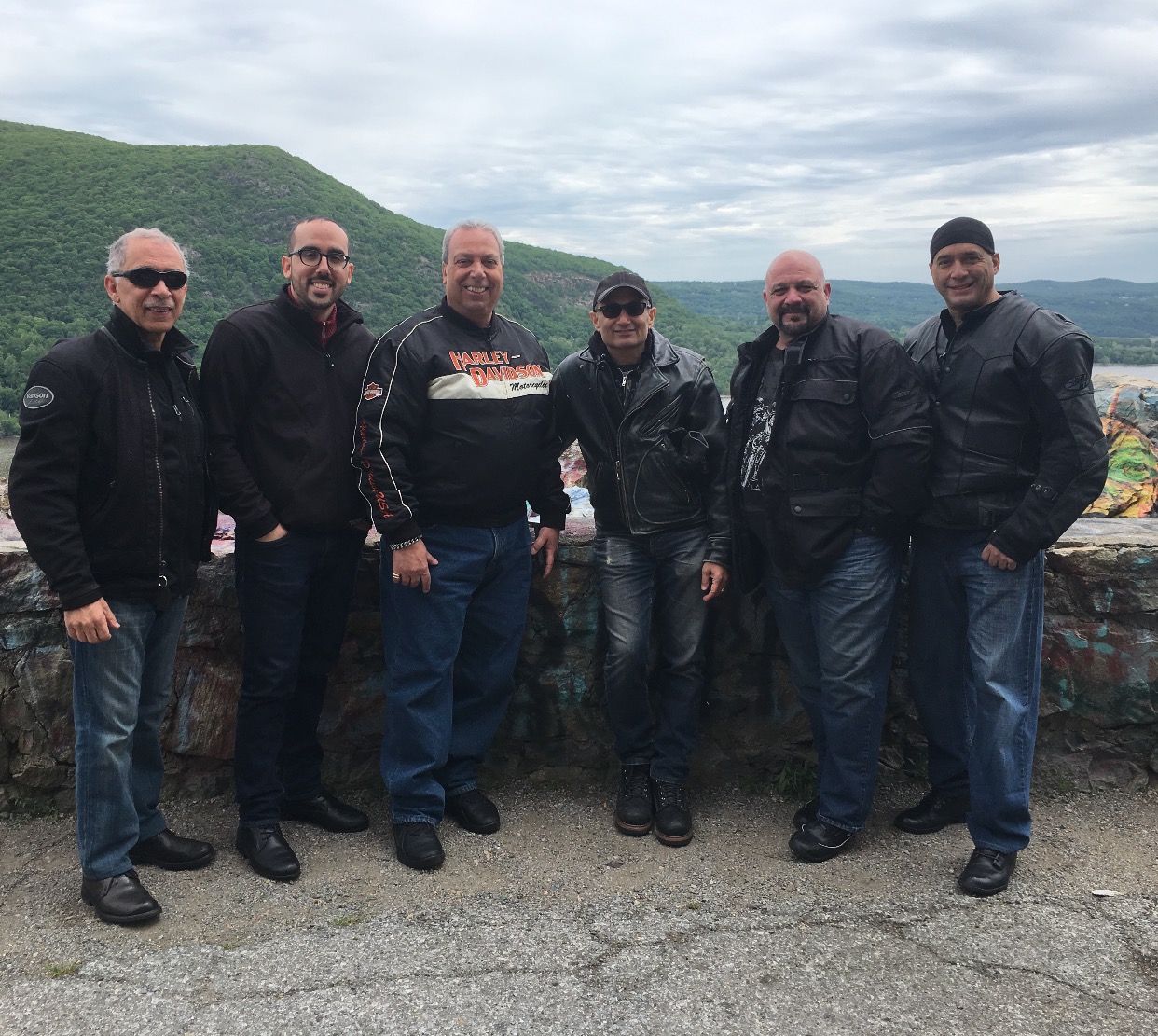 Group picture of motorcyclists